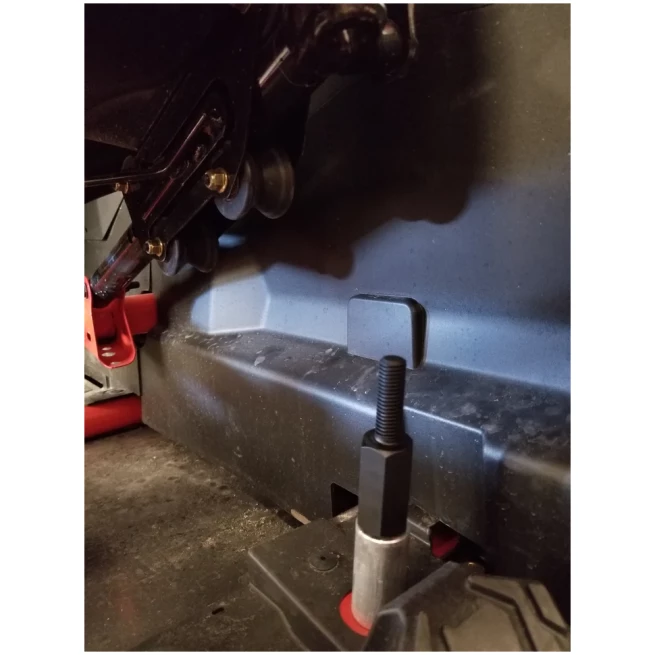 CAN-AM MAVERICK X3 SEAT RISER - Image 4