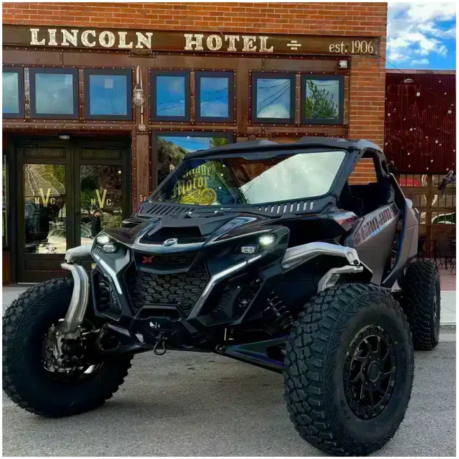 CAN-AM MAVERICK R VENTED GLASS WINDSHIELD