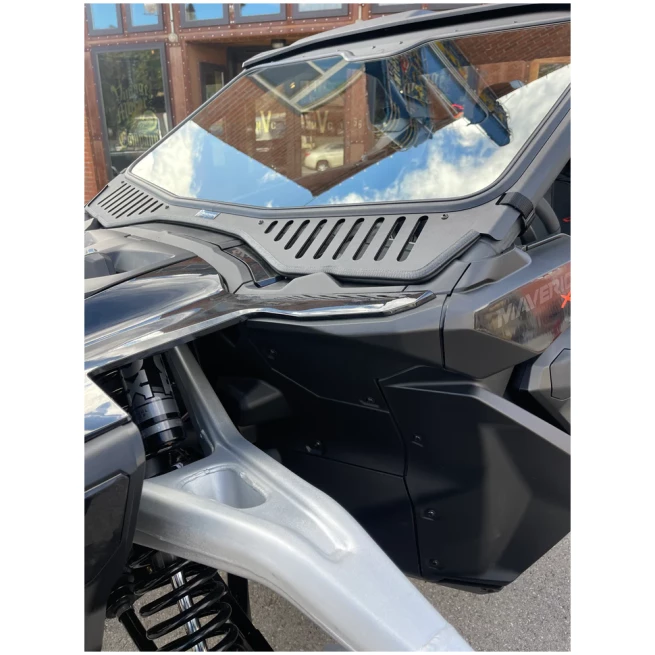 CAN-AM MAVERICK R VENTED GLASS WINDSHIELD - Bent Metal - Image 4