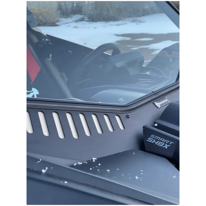 CAN-AM X3 2.0 VENTED GLASS WINDSHIELD - Image 5