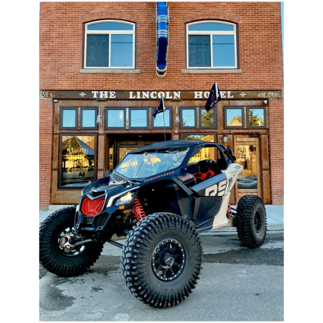 CAN-AM X3 2.0 VENTED GLASS WINDSHIELD - Image 12