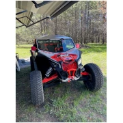 CAN-AM X3 2.0 VENTED GLASS WINDSHIELD - Image 10
